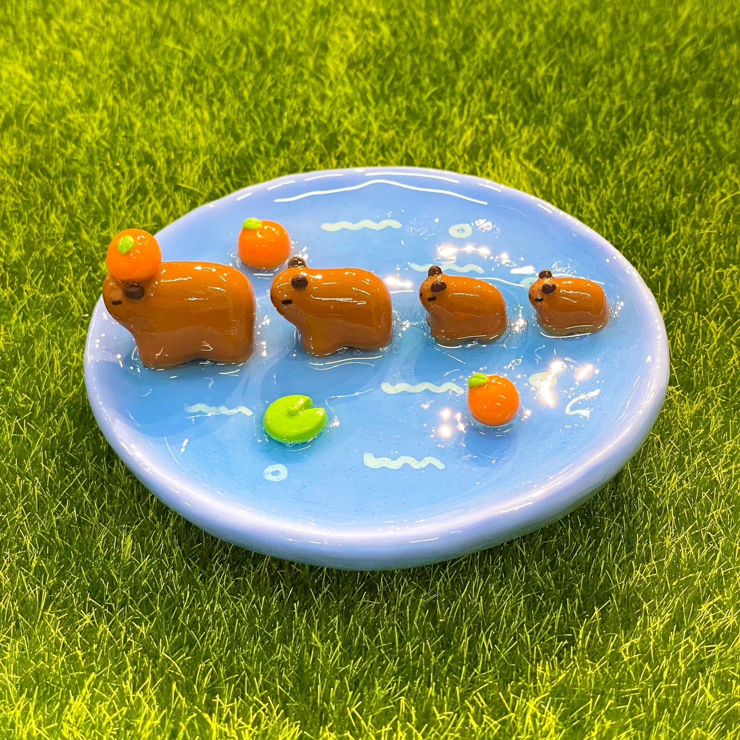 🏊‍♂️Swimming Capy Family Trinket Dish🌊