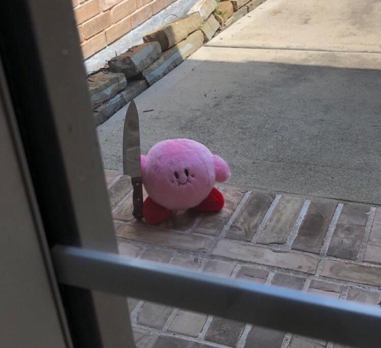 🔪Suspicious Kirby🗡️